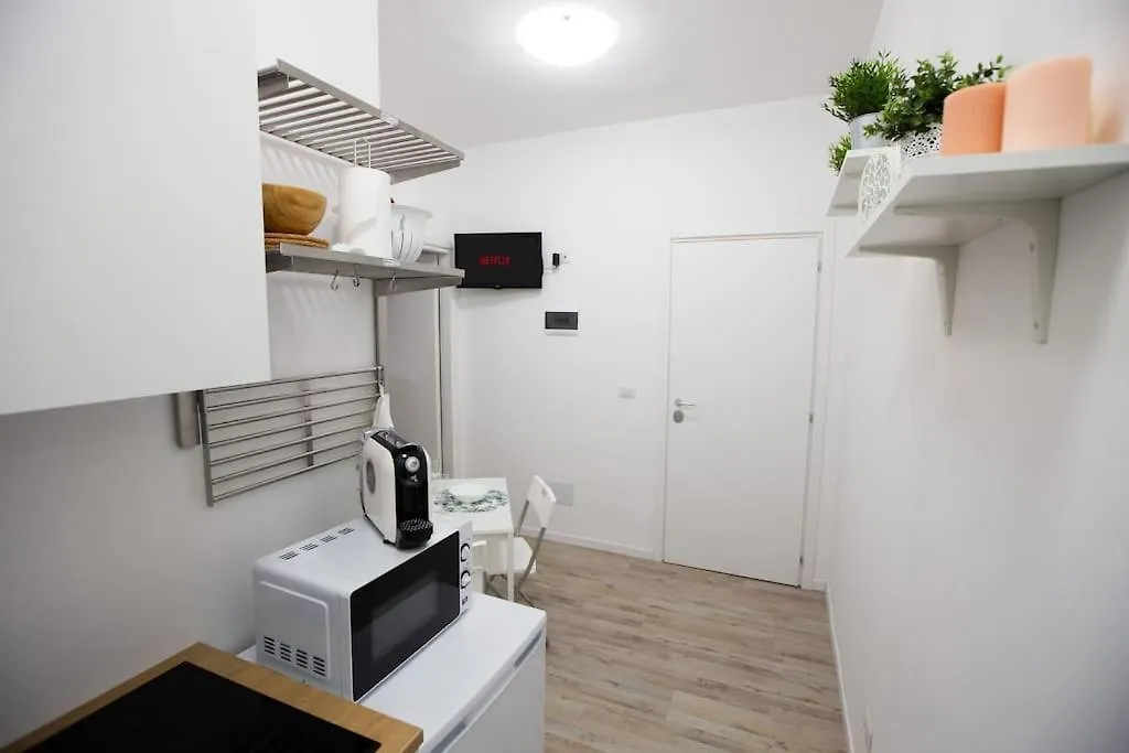 Apartment Treviso 6 - Venere Milan Italy